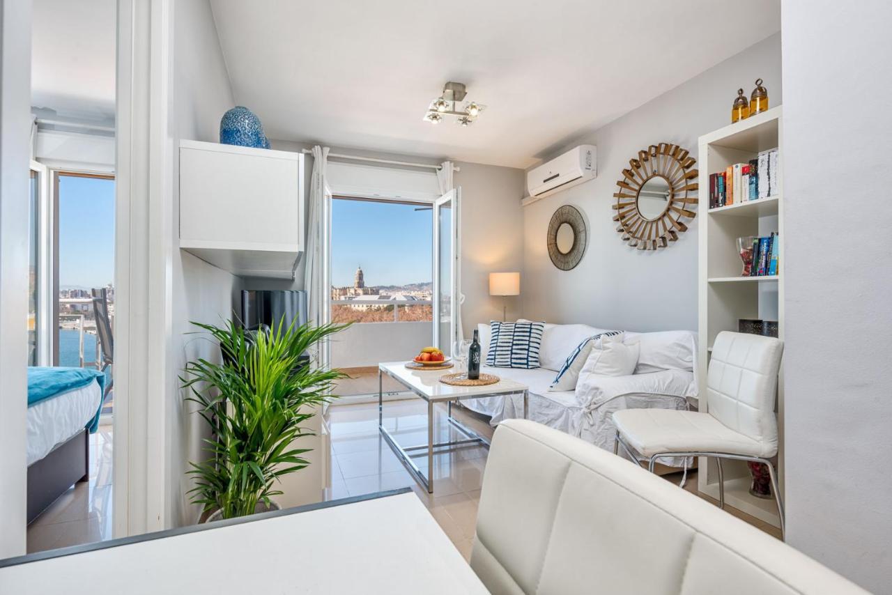 Susana Beach Apartment In Malaga By Solaga Holiday Homes Luaran gambar
