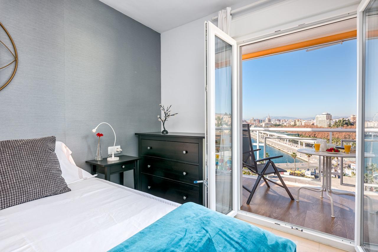 Susana Beach Apartment In Malaga By Solaga Holiday Homes Luaran gambar